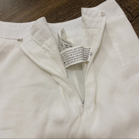 Forever 21 White Lace Trim Size XS Shorts Casual High Waist Gauze Cheeky Fit - Picture 5 of 8